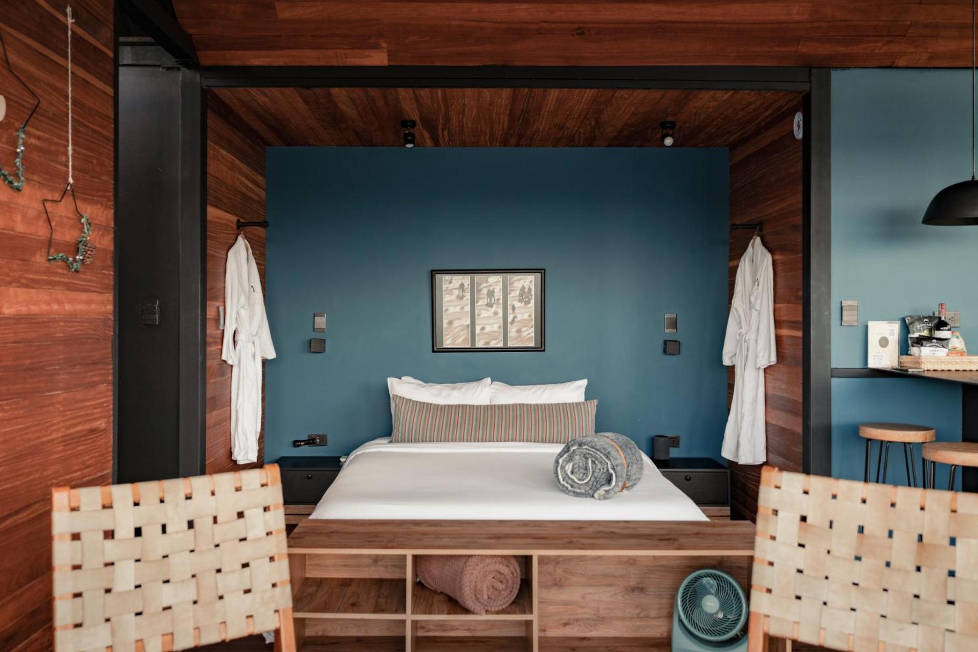 The Boato Hotel غواتابيه المظهر الخارجي الصورة A bedroom at the hotel