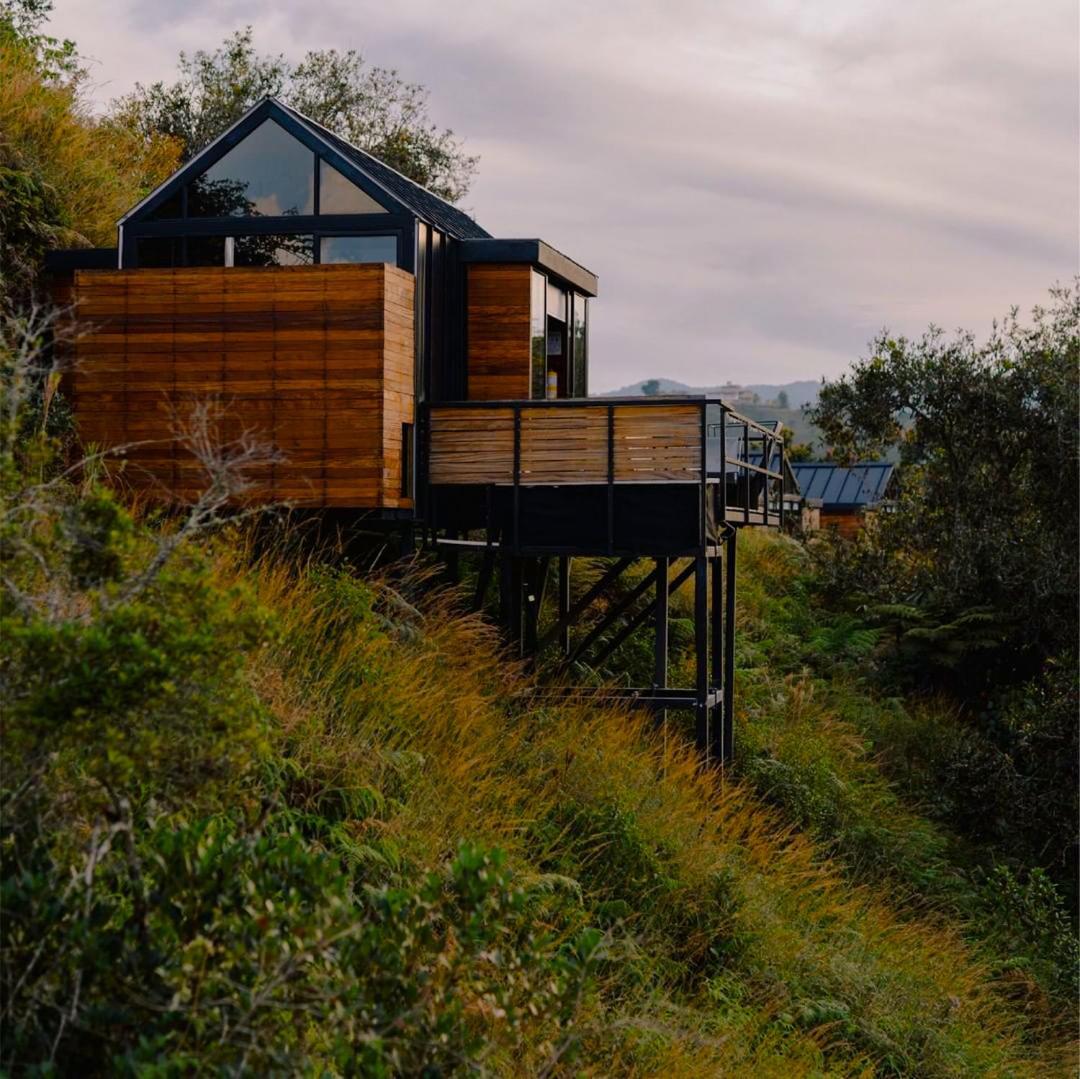 The Boato Hotel غواتابيه المظهر الخارجي الصورة The Treehouse
